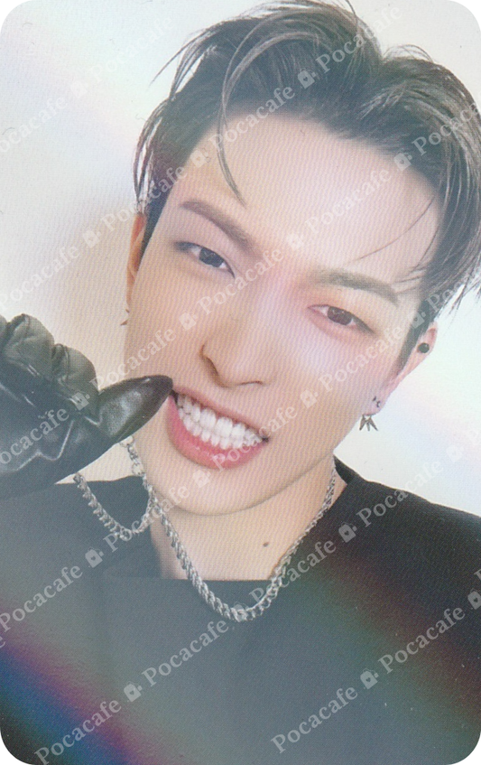 GOLDEN HOUR PART 2 HELLO82 EXCLUSIVE CHAIN VER